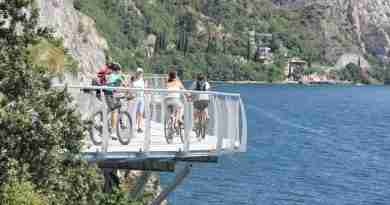 Ciclabile lago di Garda : Garda by Bike
